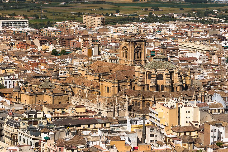 Cathedral + Capilla Real의 실제 풍경